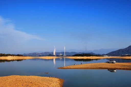 成都秀沿路技师特别多(成都秀沿路成为“技师”头条，网友直呼惊人！)